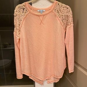 She & Sky Boutique Lace Top